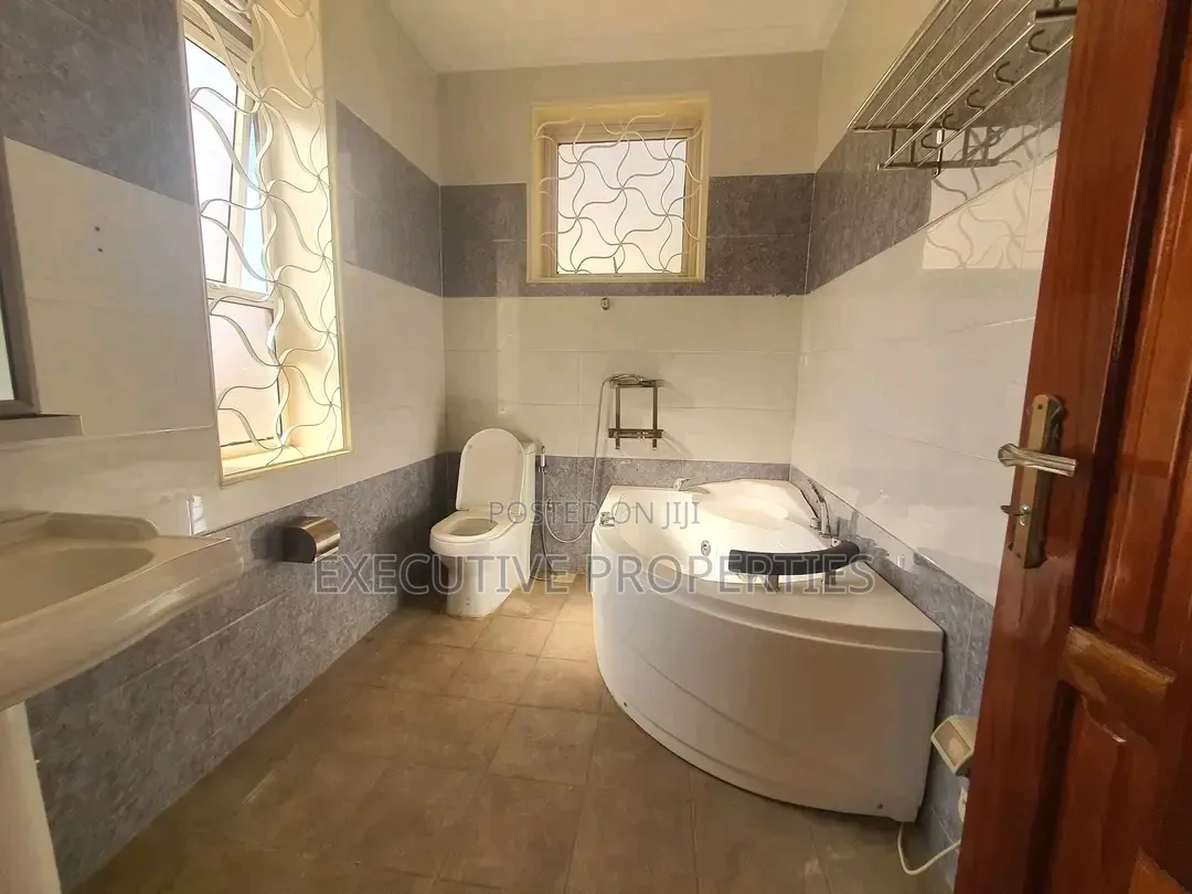 2bdrm Apartment in Rubaga, Central Division for rent