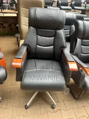 Short Back Chair
