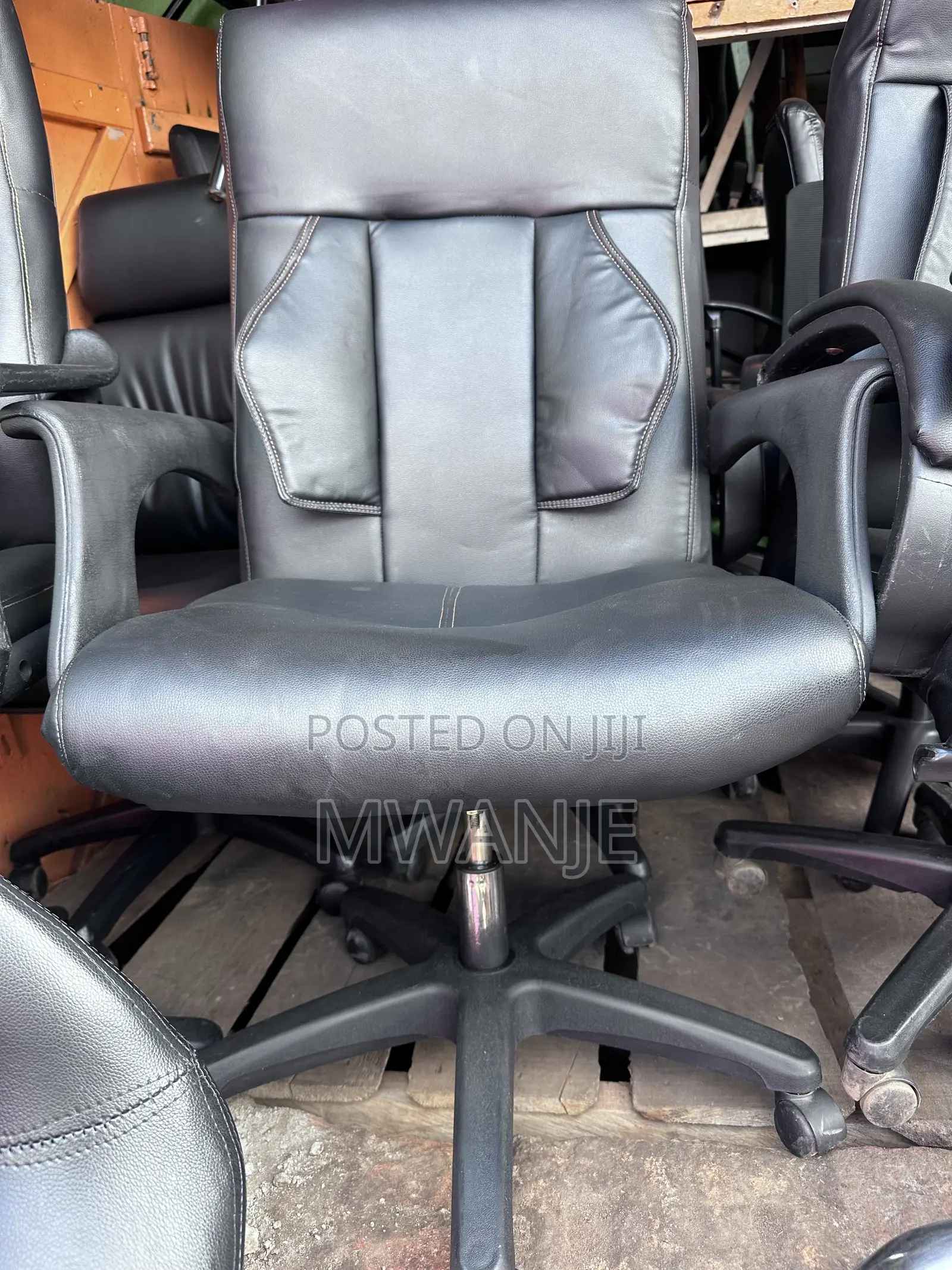 Sort Bar Chair