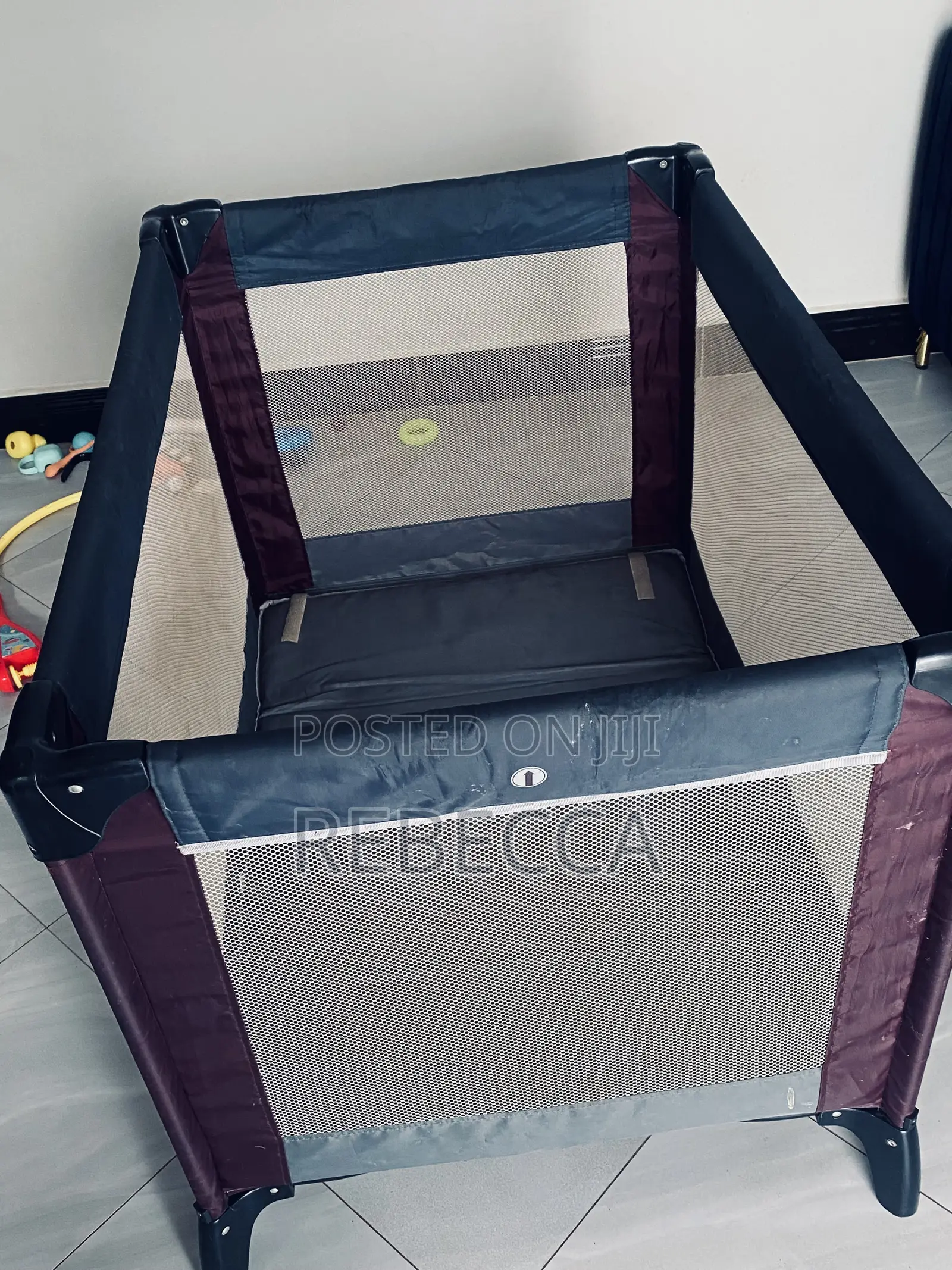 Foldable Baby Crib