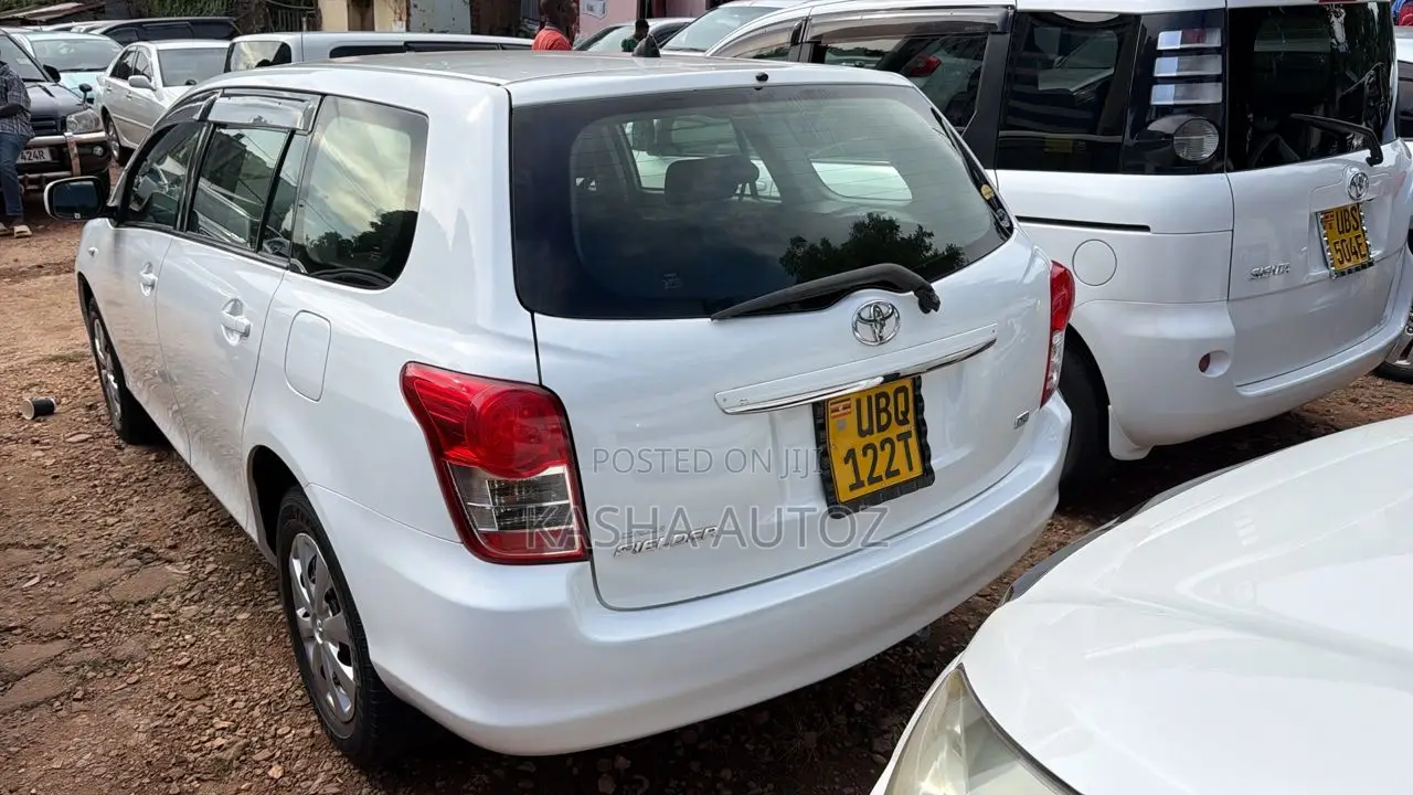 Toyota Corolla Fielder 2010 White