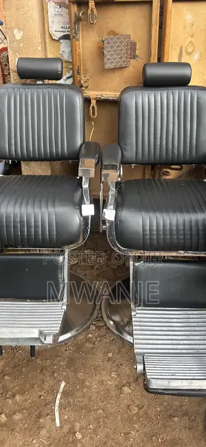 Minbarber Chairs