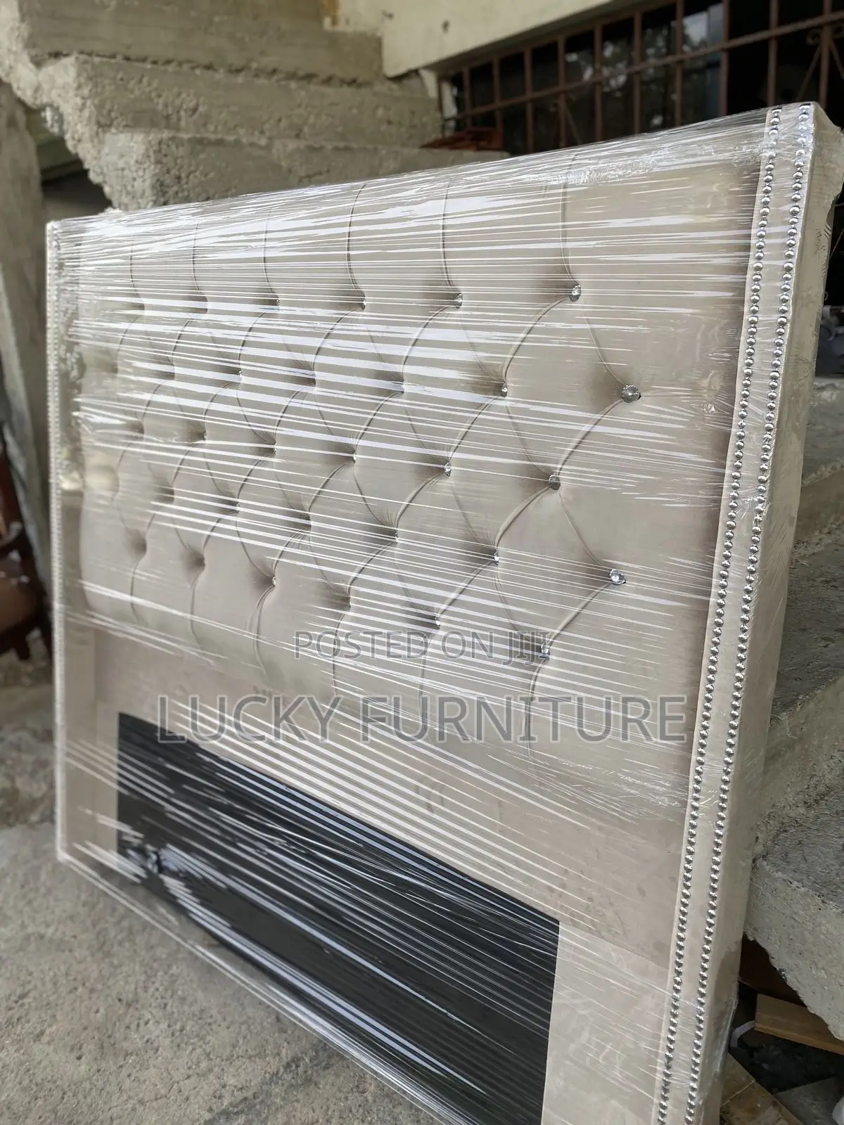 Textured Bed Five by Six