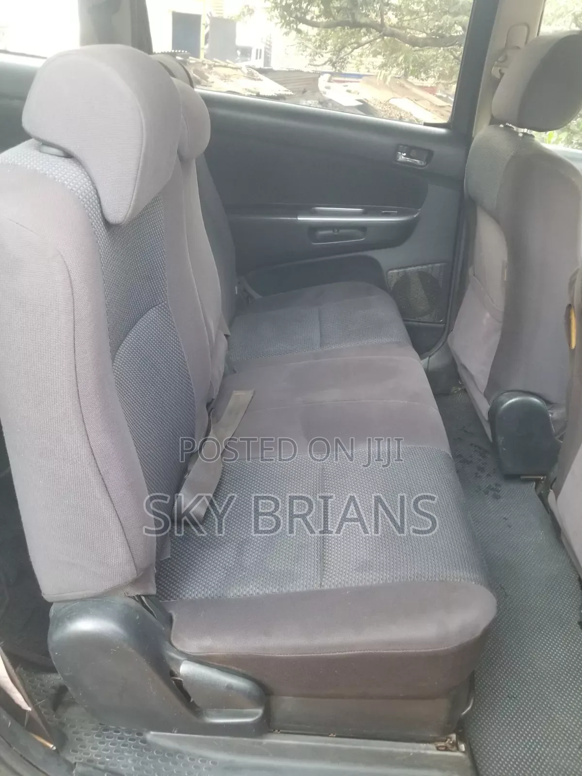 Toyota Wish 2004 Silver