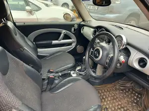 Mini Cooper 2008 Red
