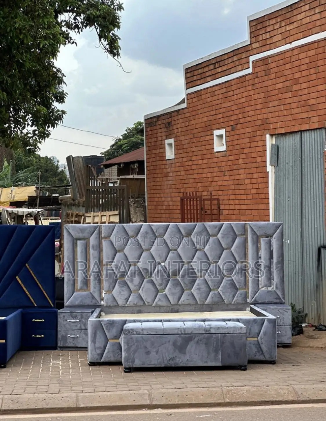 Stunning Luxury Grey Tufted Bed Set – Premium Honeycomb Design!