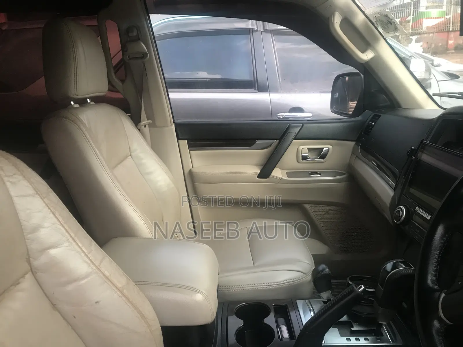 Mitsubishi Pajero 2009 Gray