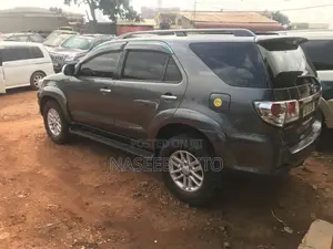 Toyota Fortuner 2009 Black