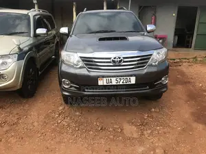 Toyota Fortuner 2009 Black