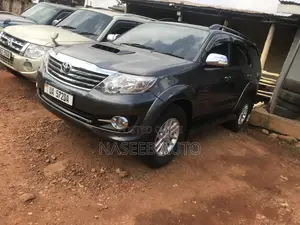 Toyota Fortuner 2009 Black