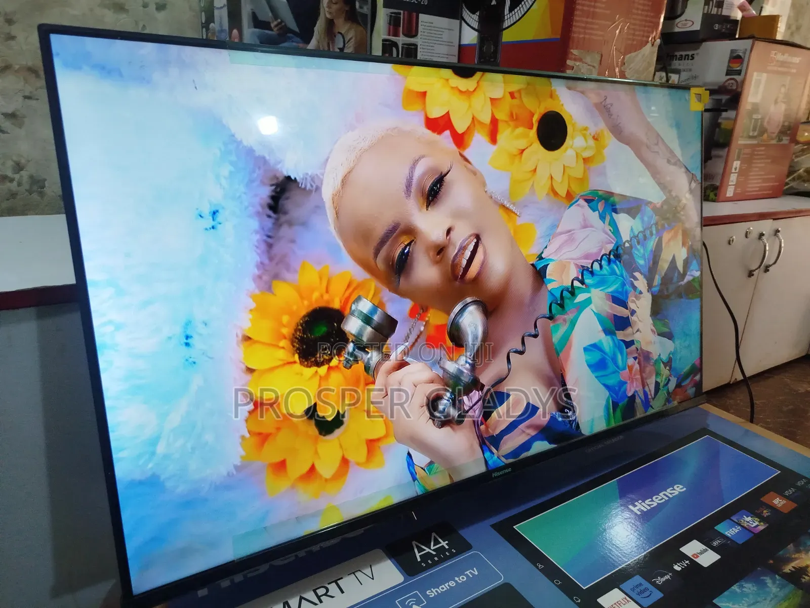 Hisense 43 Digital Flat Screen Flameless