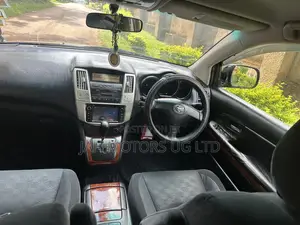 Toyota Harrier 2.4 2005 Black
