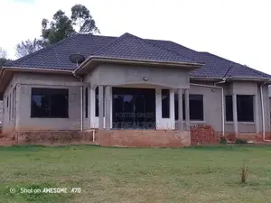 4bdrm House in Division A for sale