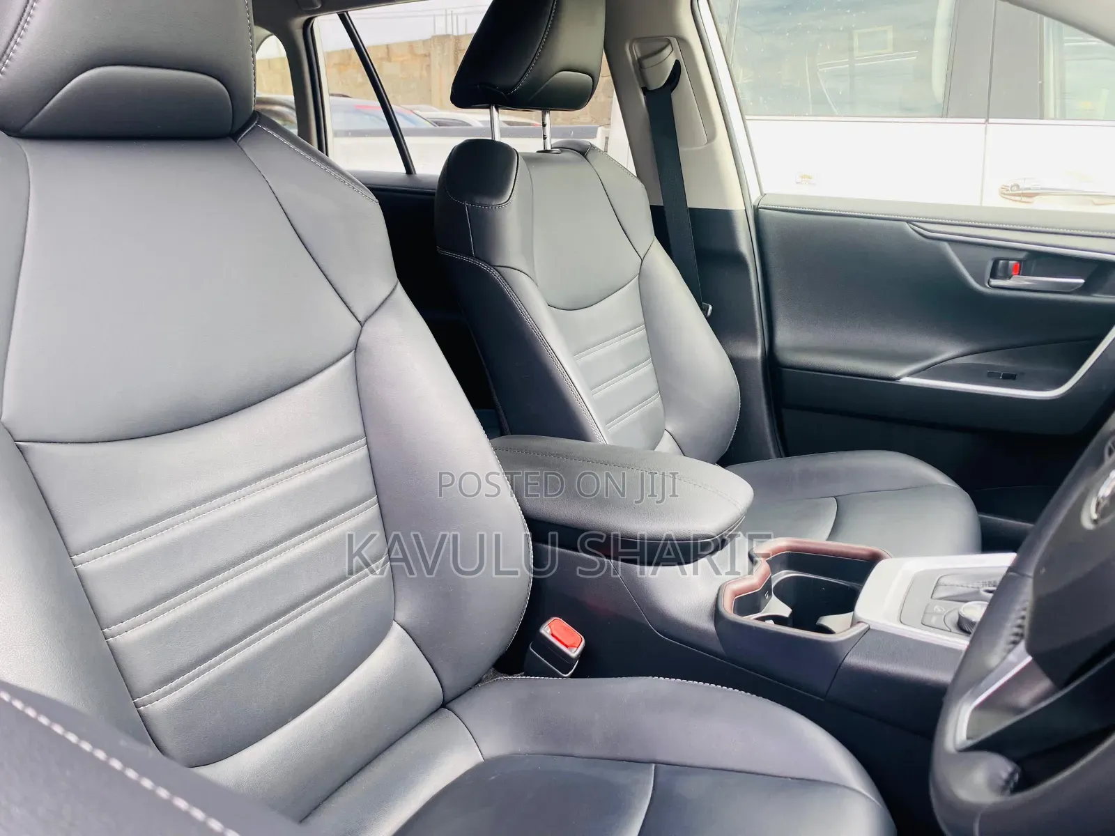 Toyota RAV4 2020 Pearl