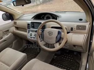 Toyota Raum 1.5 AWD 2008 Silver