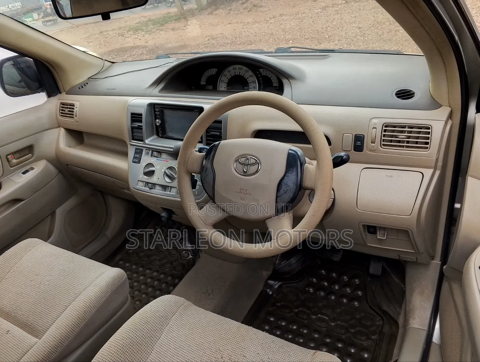 Toyota Raum 1.5 AWD 2008 Silver