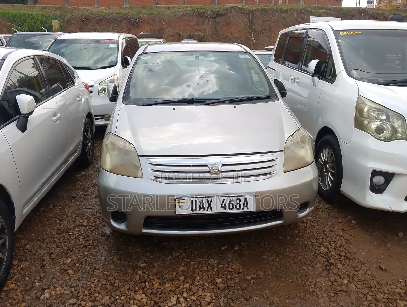 Toyota Raum 1.5 AWD 2008 Silver
