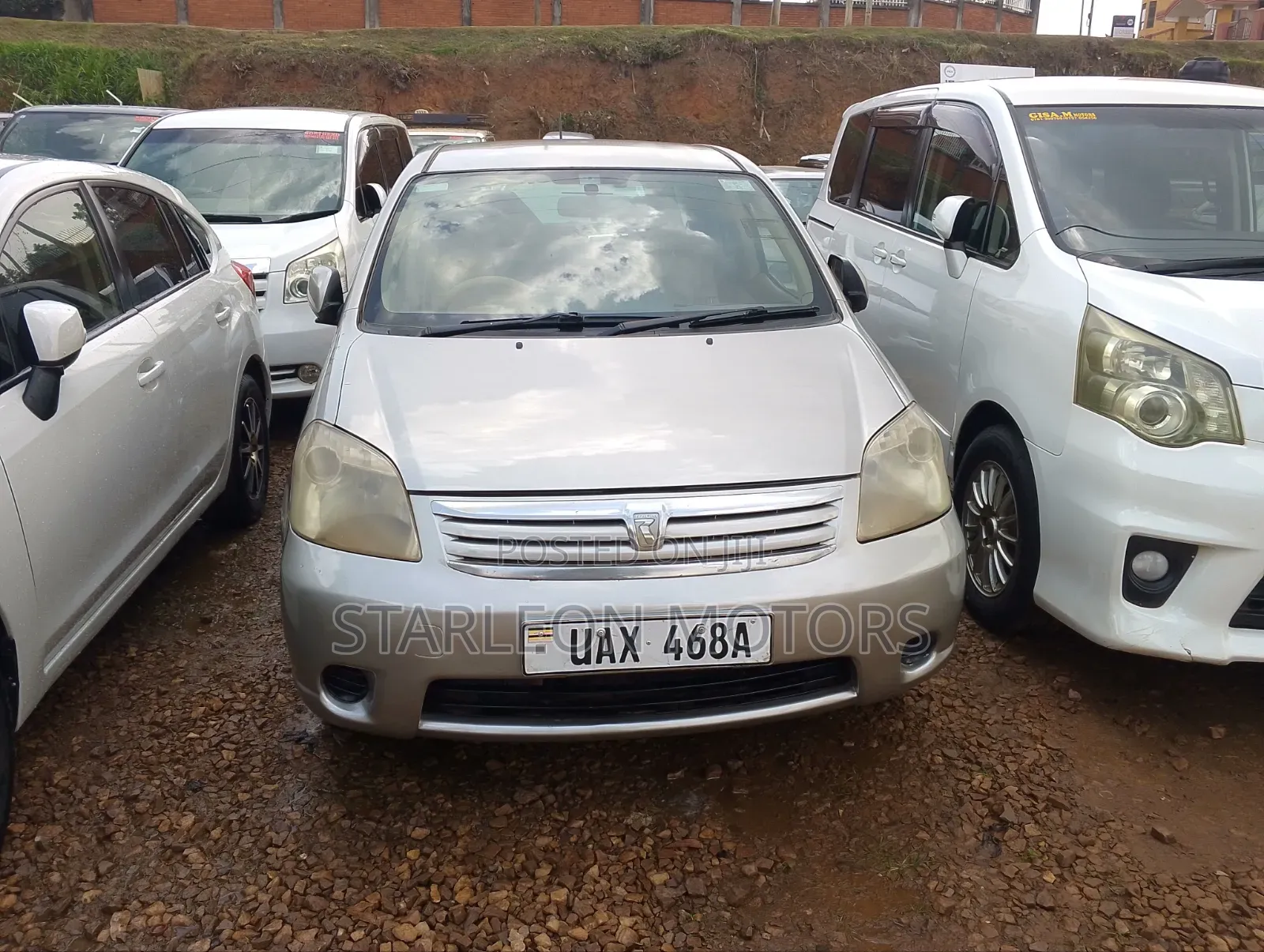 Toyota Raum 1.5 AWD 2008 Silver
