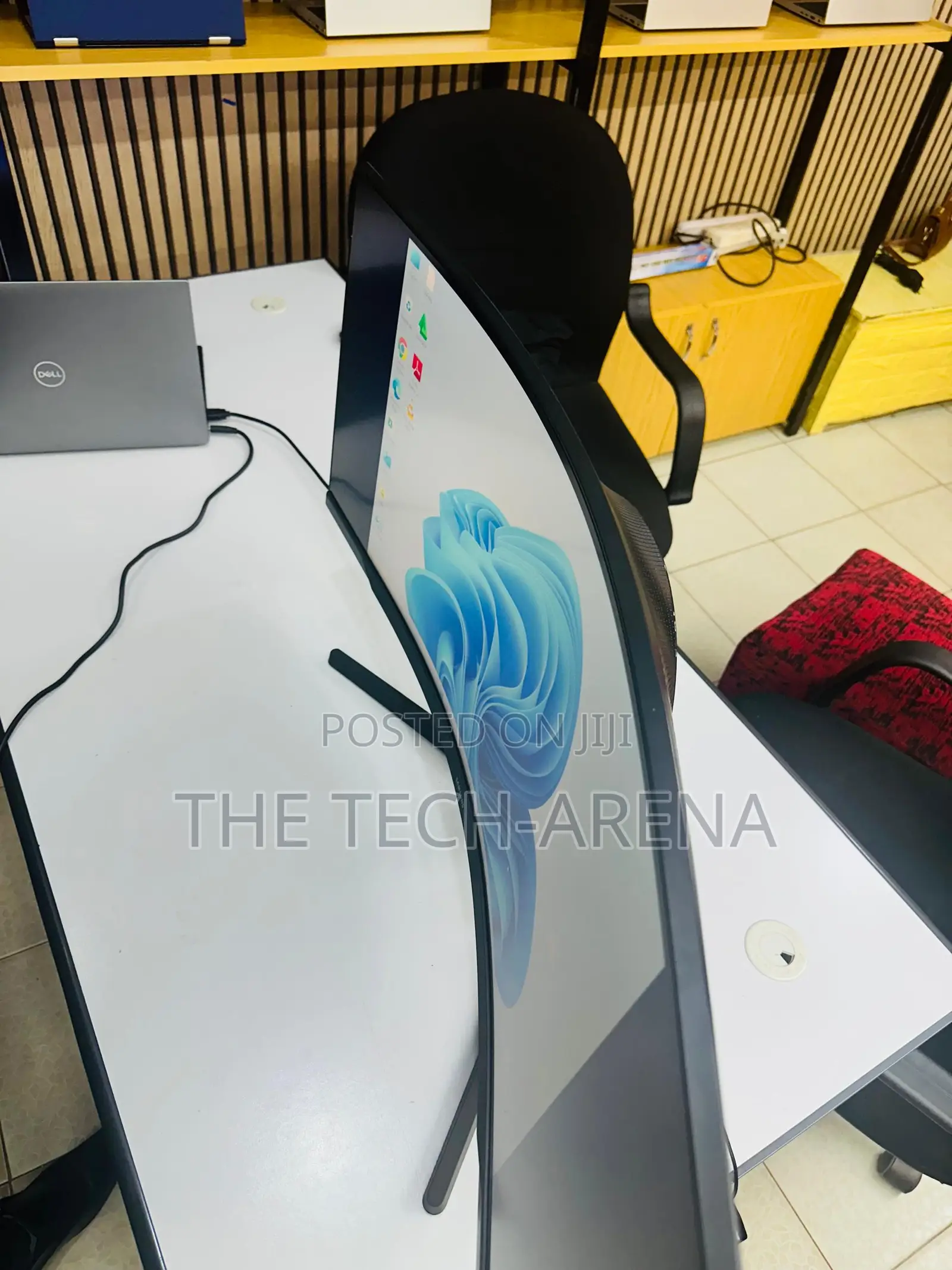 Curved Ultrawide Gaming Monito