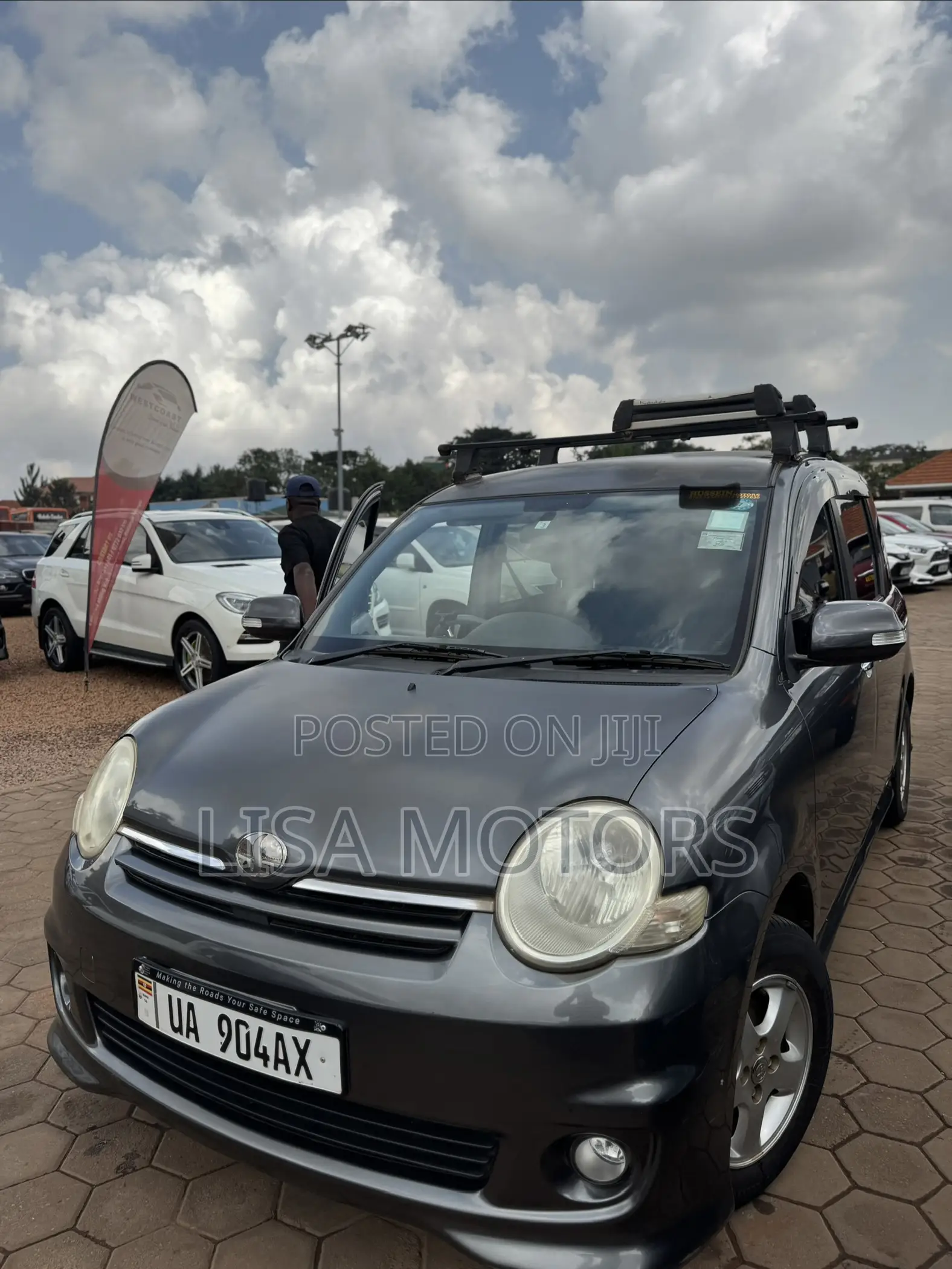 Toyota Sienta 2008 Gray