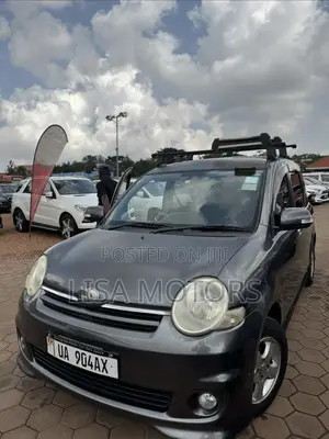 Toyota Sienta 2008 Gray