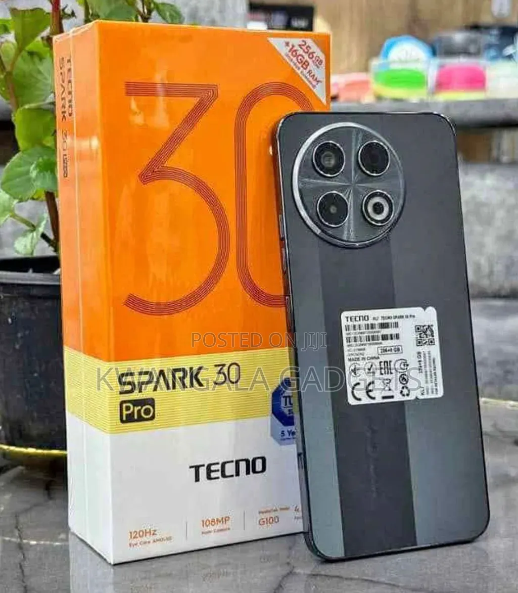 New Tecno Spark 30 Pro 256 GB Black
