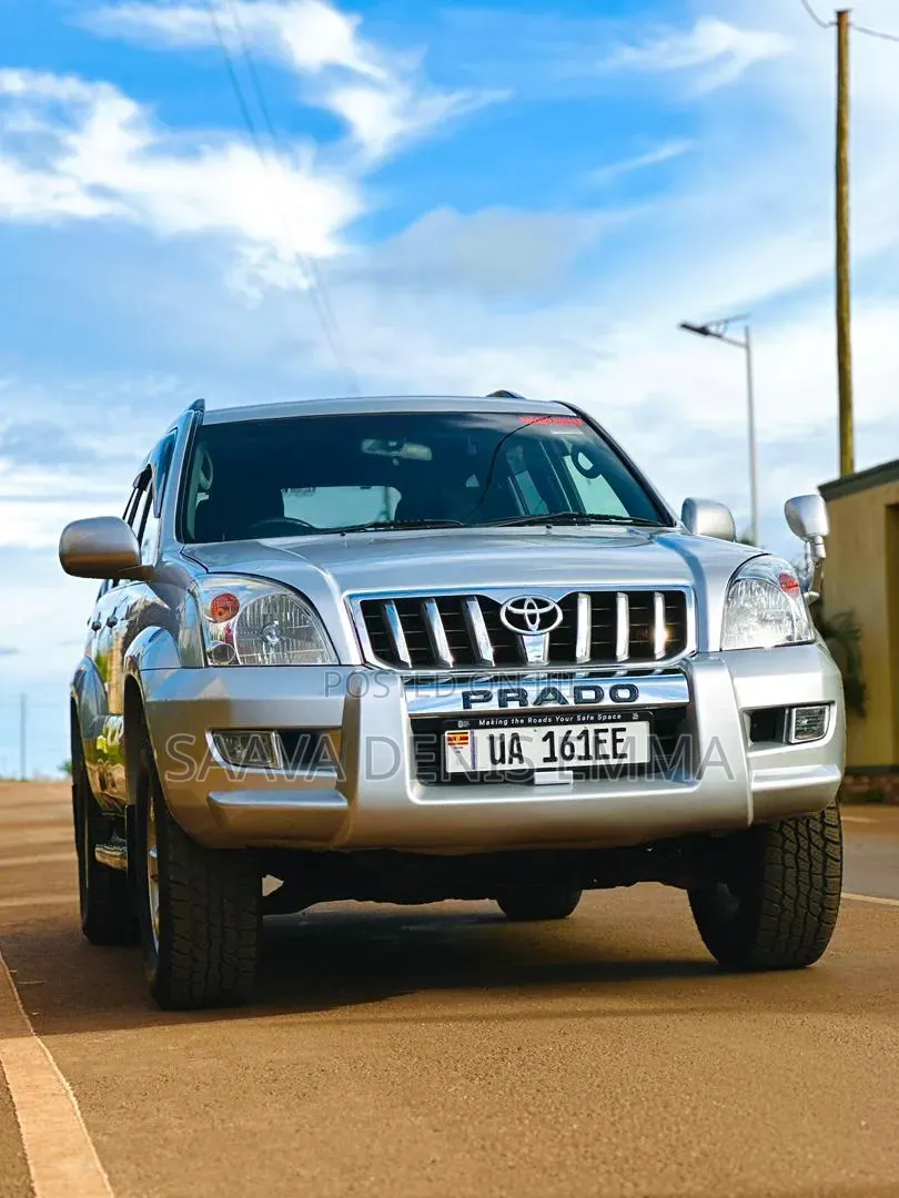 Toyota Land Cruiser Prado 2010 Silver