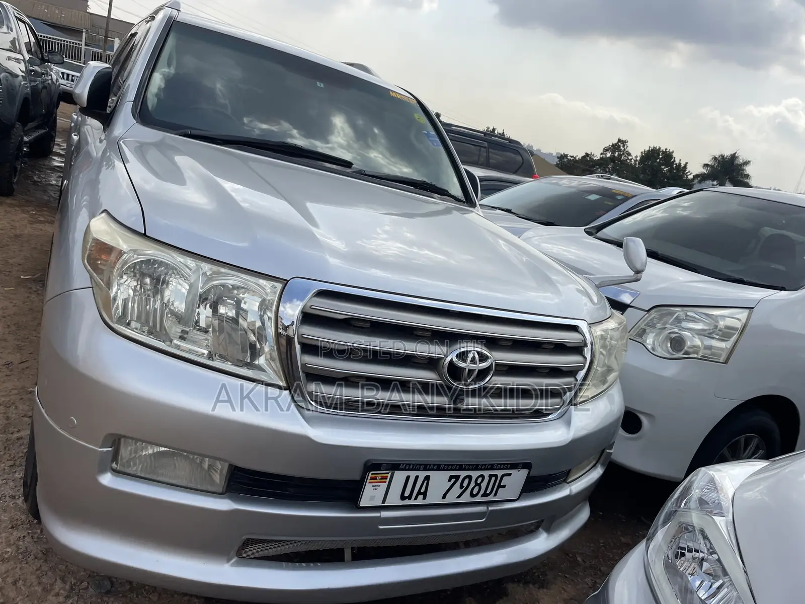 Toyota Land Cruiser 2015 Silver