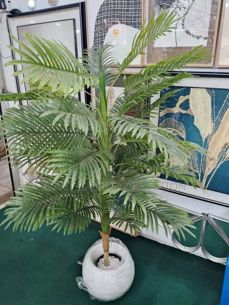 Decoratively Artificial Plant Pot for Modernized Spaces