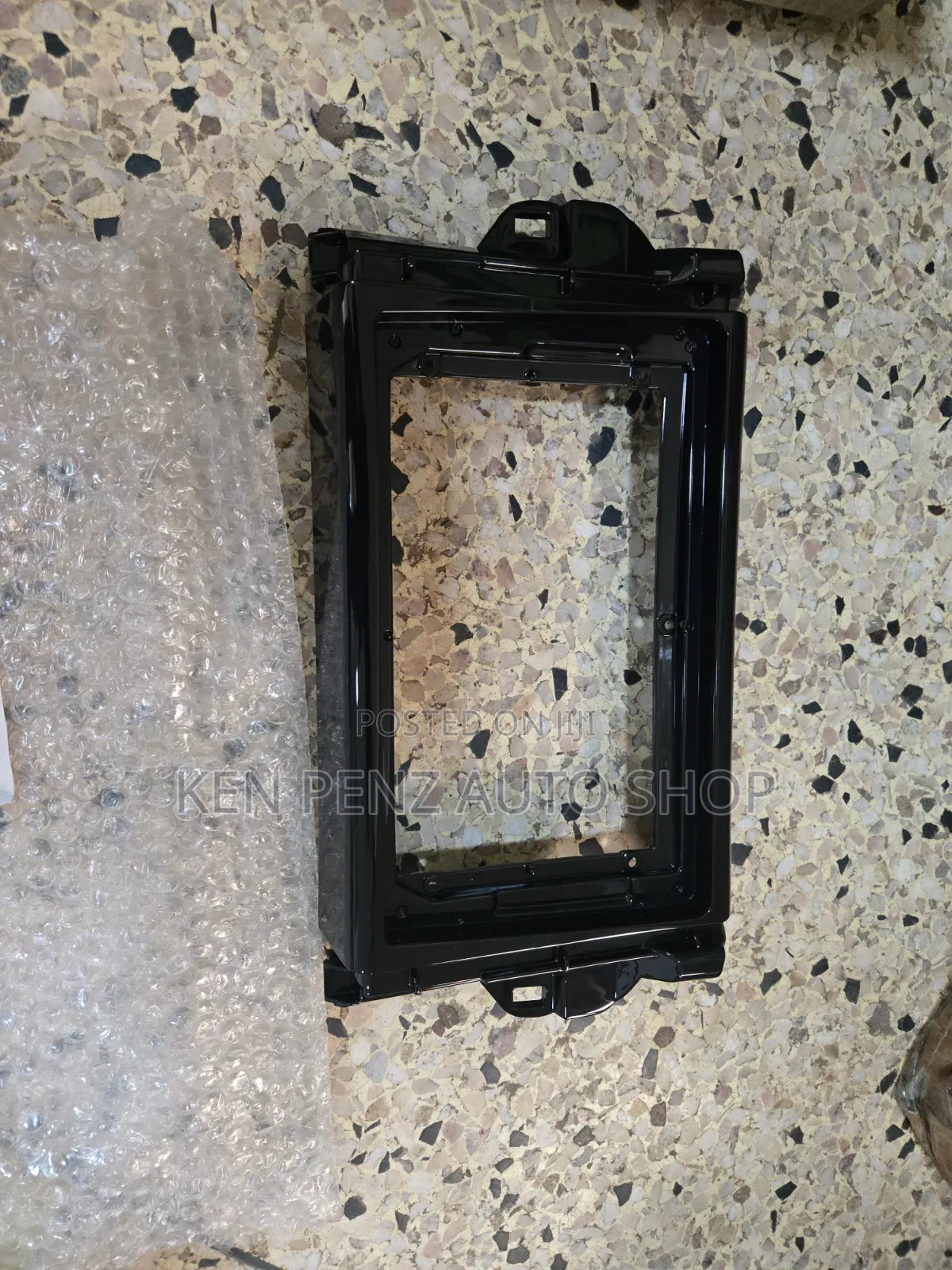 Toyota Fortuner 2015 Radio Console Center Box
