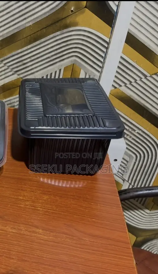 25 Pcs 1500 Mls Plastic Disposable Containers