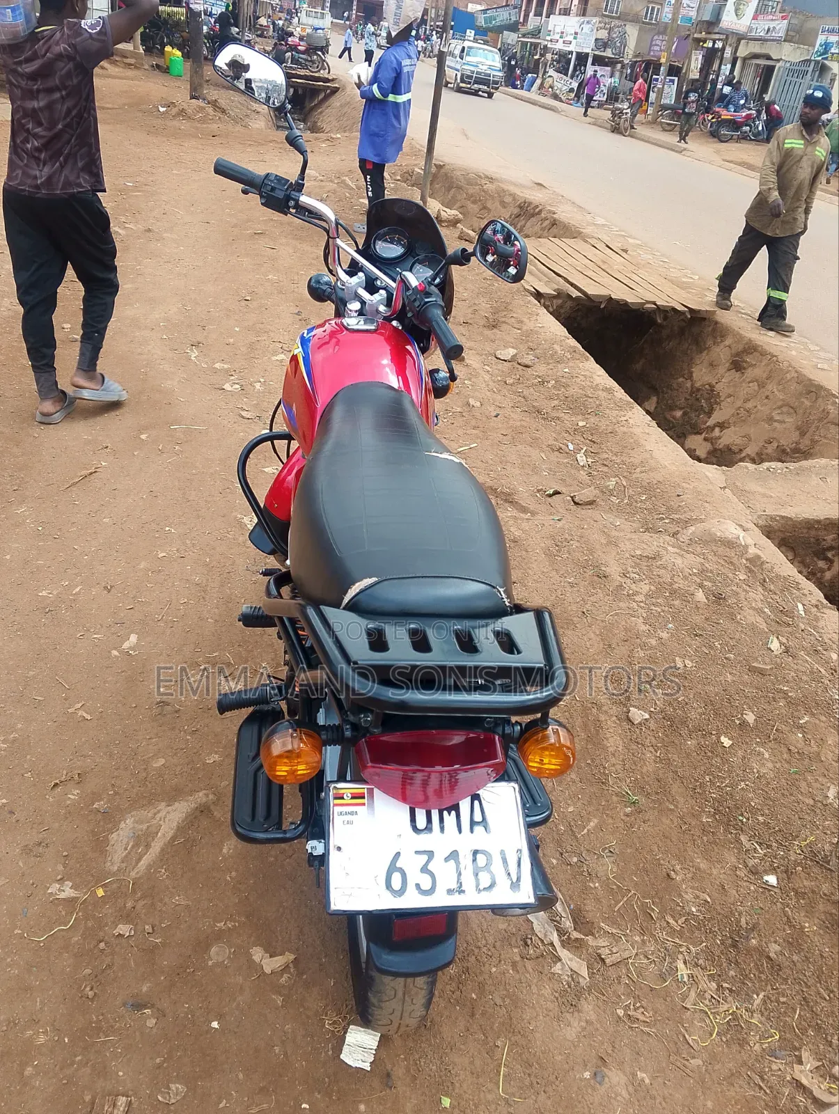 Bajaj Boxer 125 2025 Red