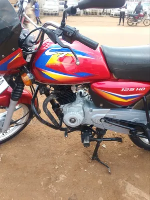Bajaj Boxer 125 2025 Red