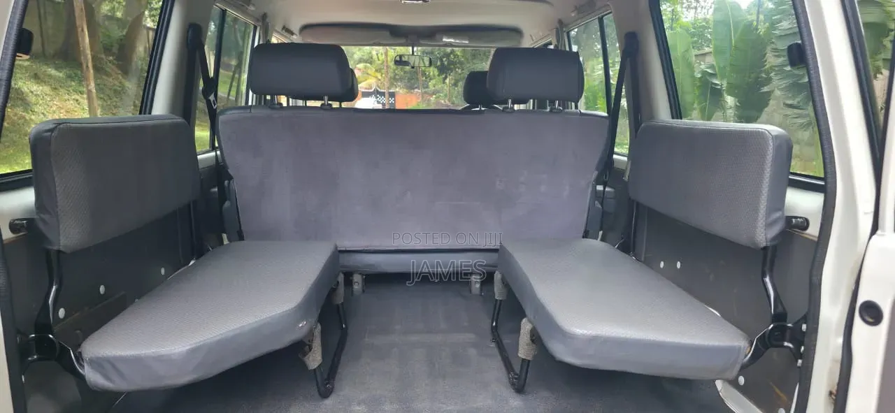 Toyota Land Cruiser 2015 White