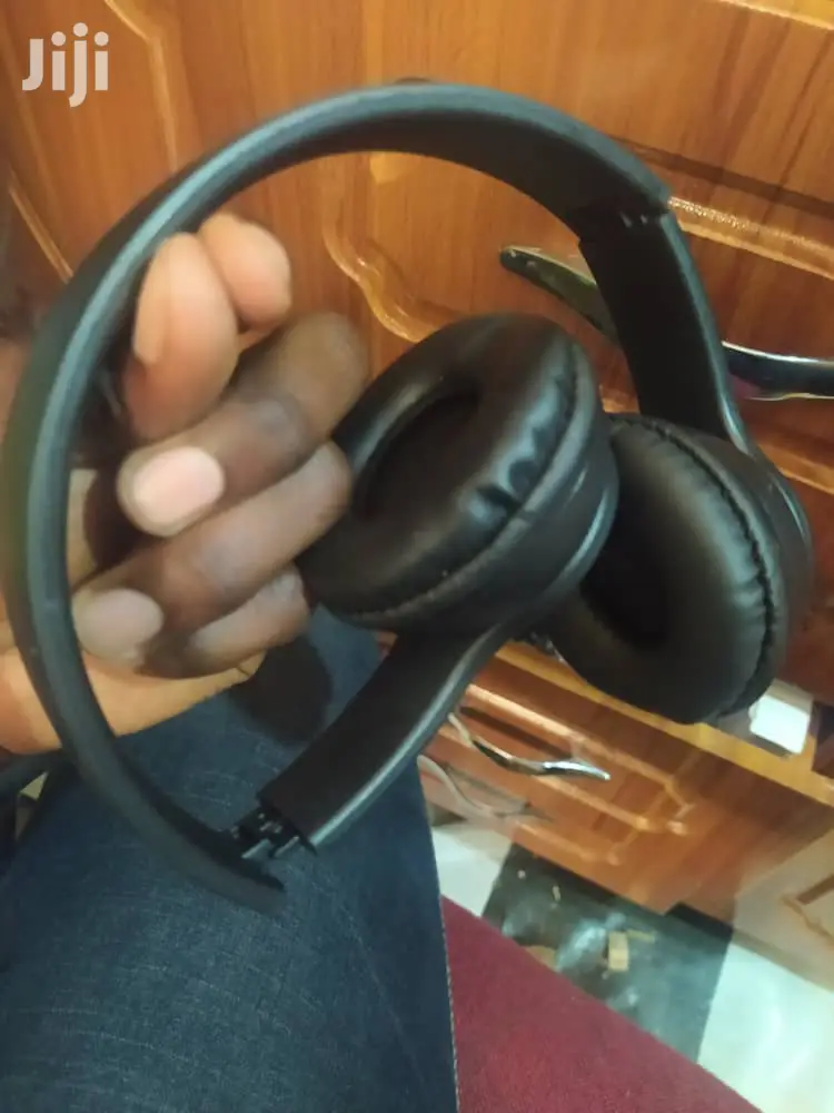 P47 Wireless Headsets