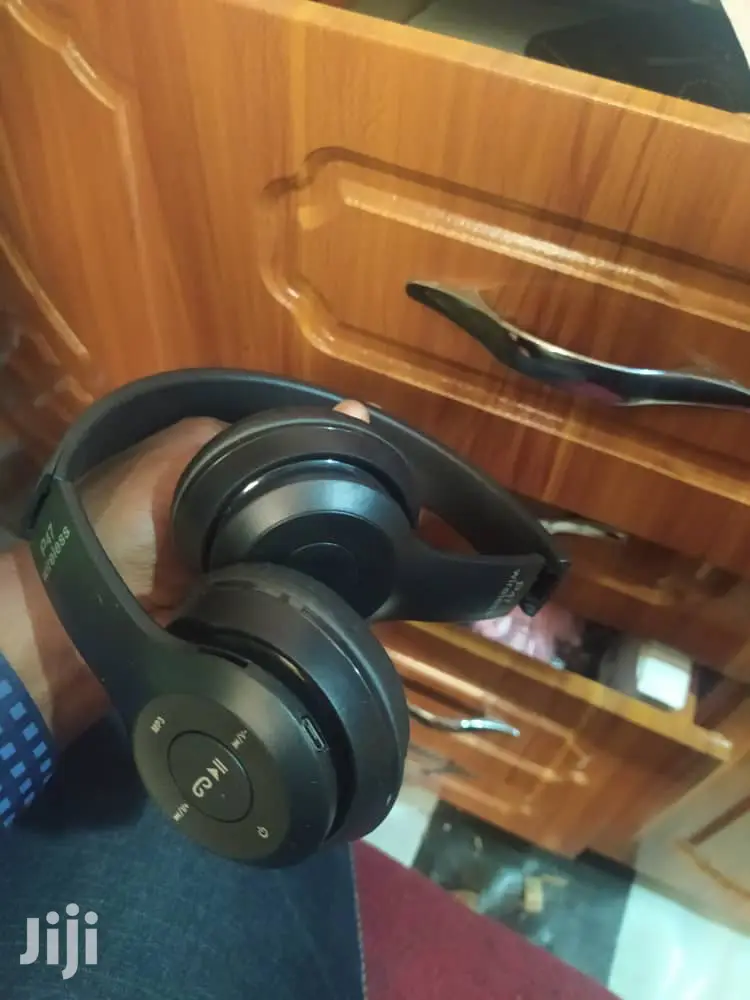 P47 Wireless Headsets