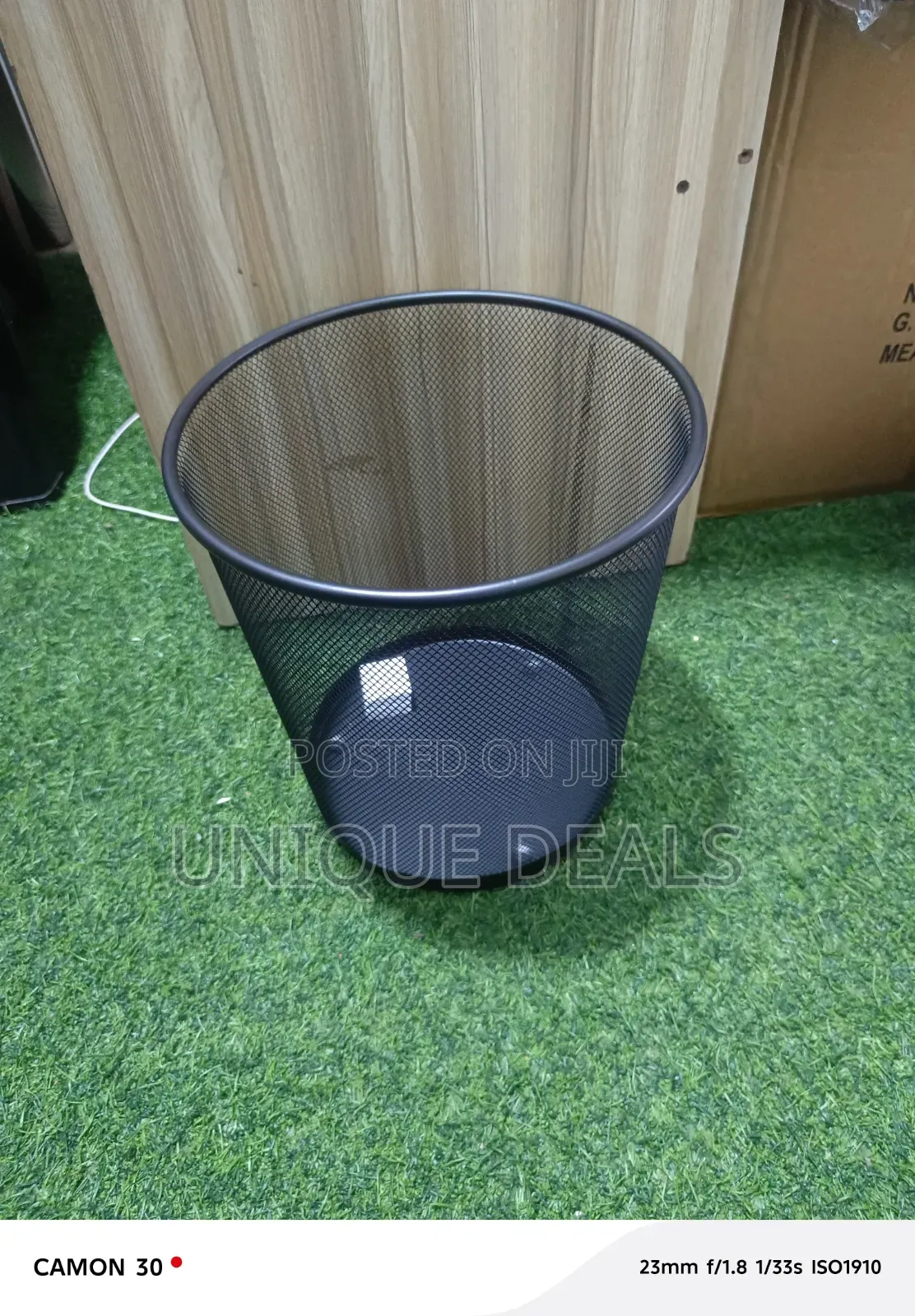 Nice Netted in and Out Waste Bin