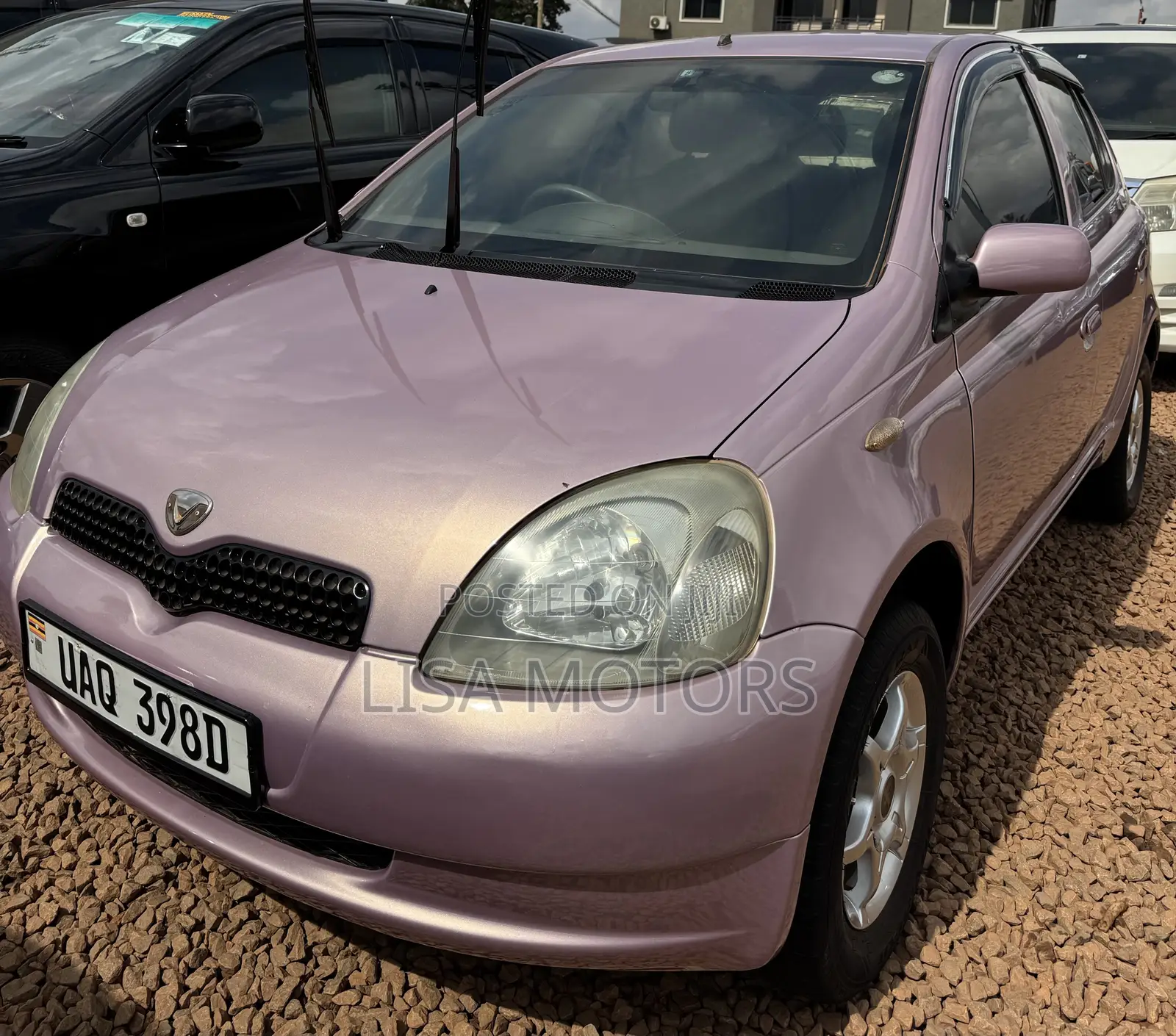 Toyota Vitz 2007 Pink