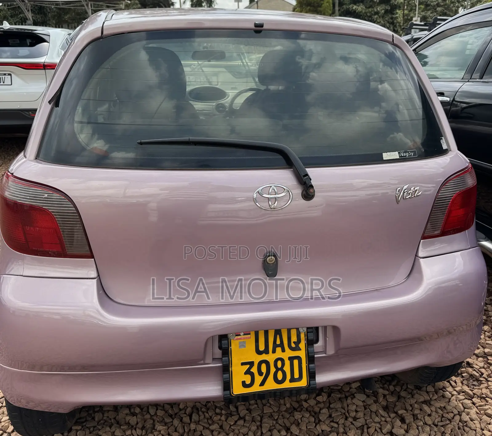 Toyota Vitz 2007 Pink