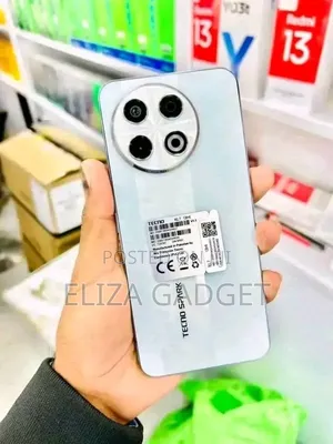 New Tecno Spark 30 Pro 256 GB White