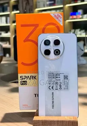 New Tecno Spark 30 Pro 256 GB White