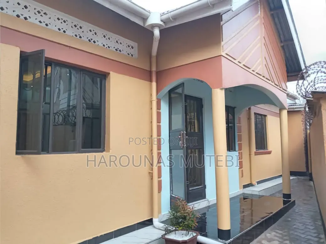 Furnished 2bdrm House in Yesua Mala, Wakiso / Wakiso for sale
