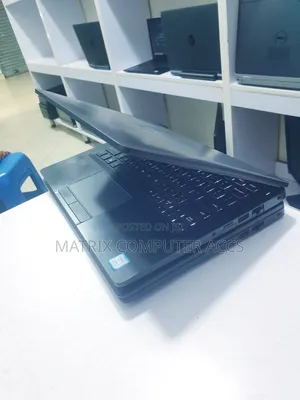 Laptop Dell Latitude 5300 8GB Intel Core i5 SSD 256GB
