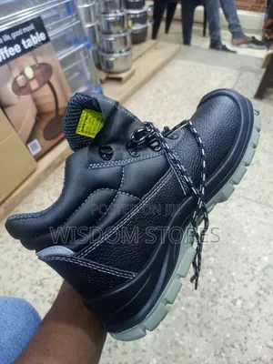 Heavy-duty Industrial Safety Boot