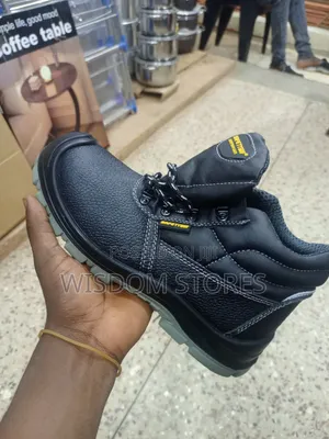 Heavy-duty Industrial Safety Boot