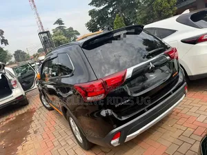 Mitsubishi Outlander 2017 Black