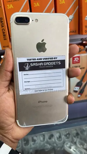 Apple iPhone 7 Plus 32 GB Gold