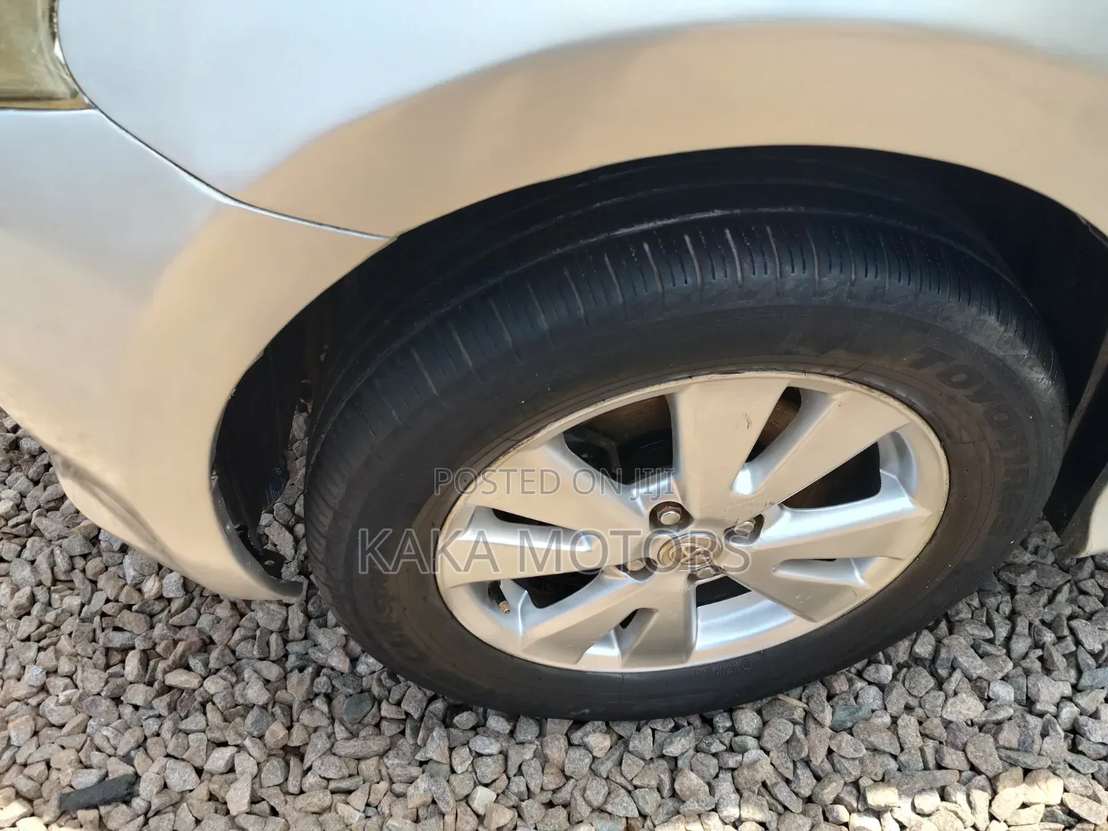 Toyota Ractis 2008 Silver