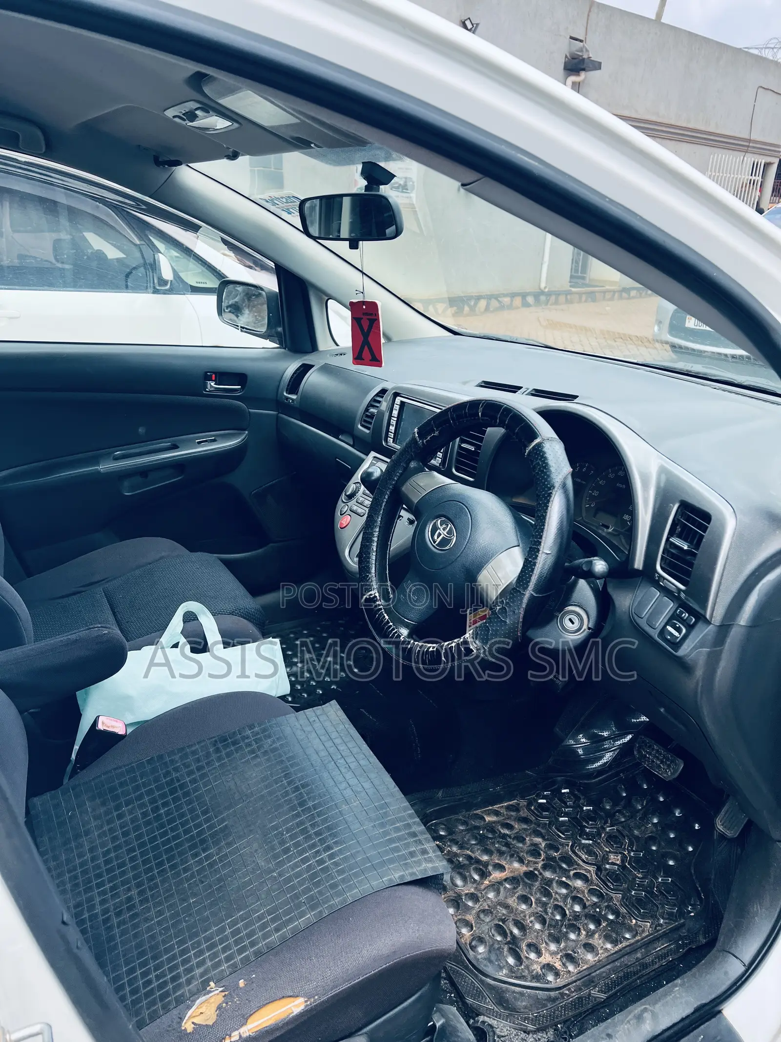 Toyota Wish 2010 White