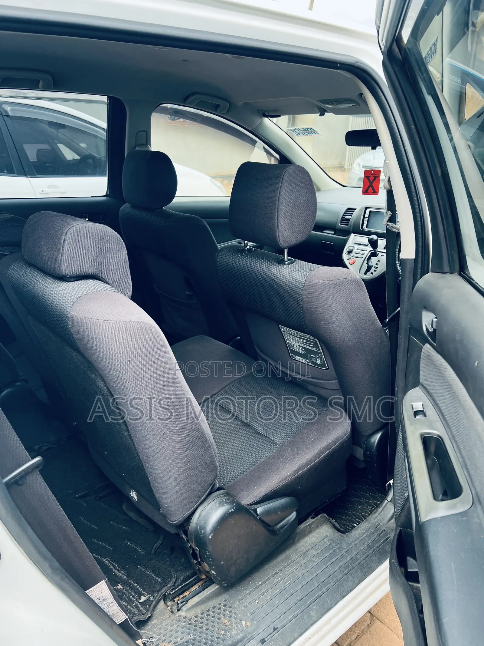 Toyota Wish 2010 White